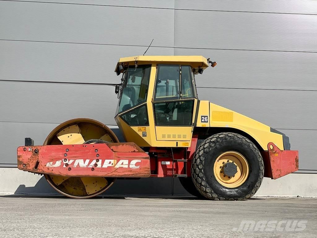 Dynapac CA302D Vieno būgno volai