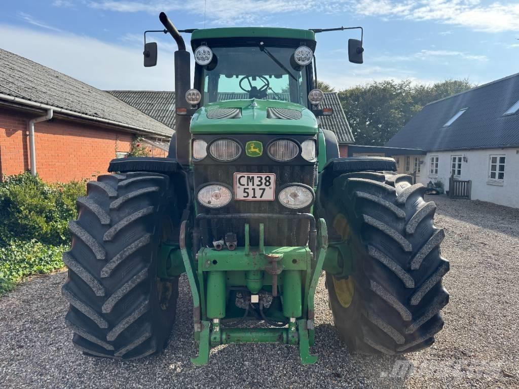 John Deere 7920 Traktoriai