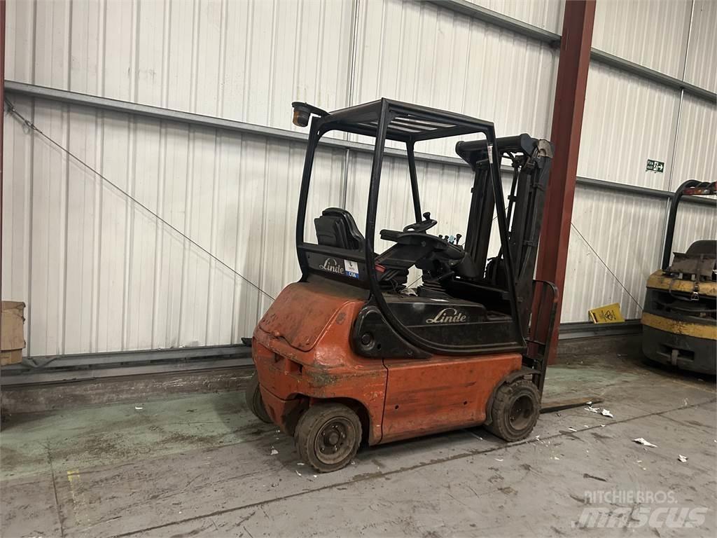 Linde E18P-02 Elektriniai šakiniai krautuvai
