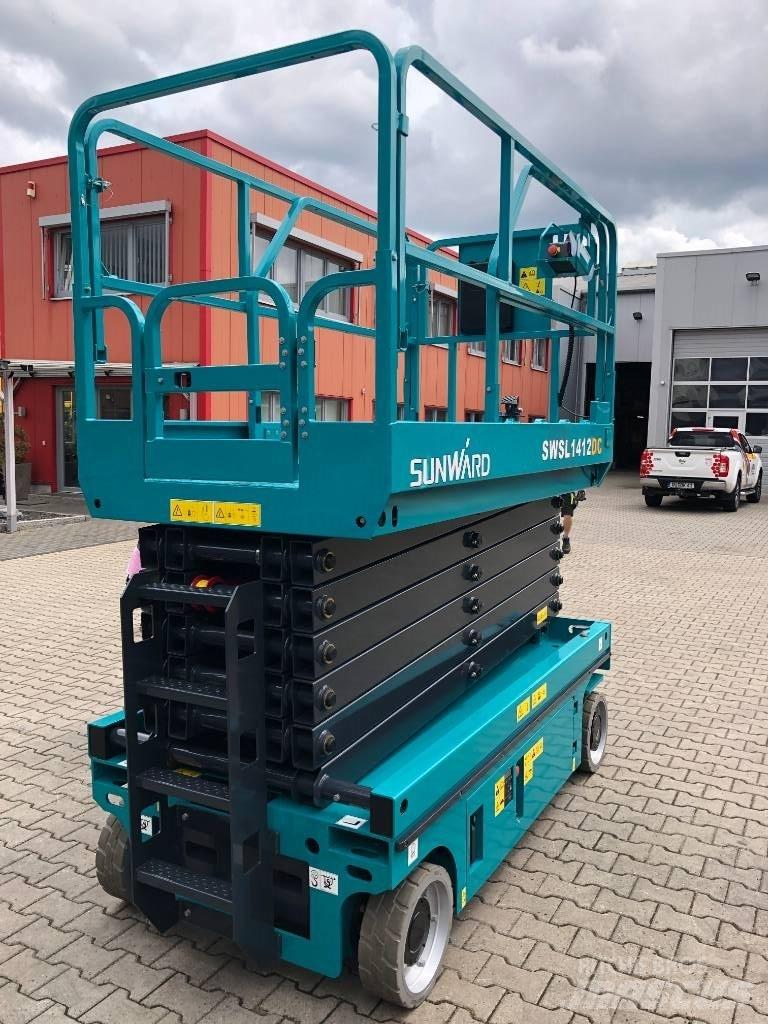 Sunward SWSL1412DC Žirkliniai keltuvai