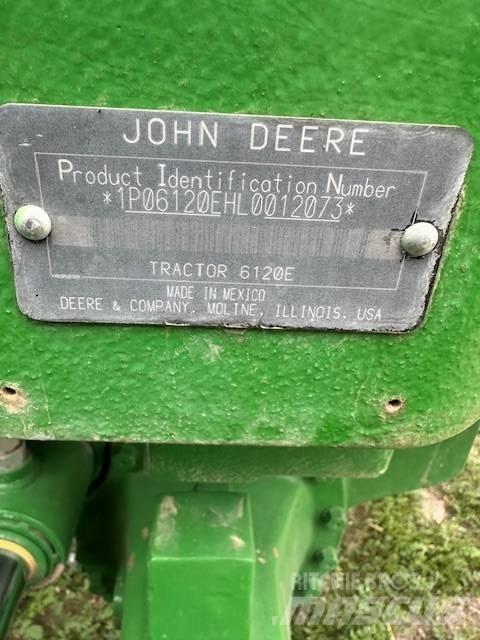 John Deere 6120 E Traktoriai
