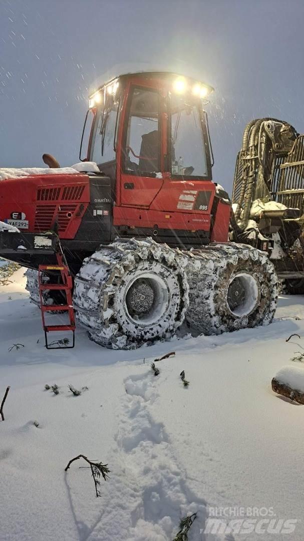 Komatsu 895 Naudoti miškovežiai (Forvarderiai)