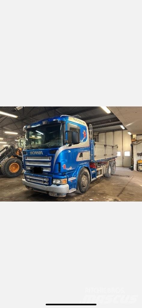 Scania R 620 Savivarčių priekabų vilkikai