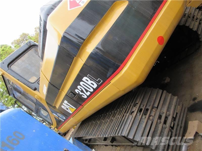 CAT 320 B L Vikšriniai ekskavatoriai