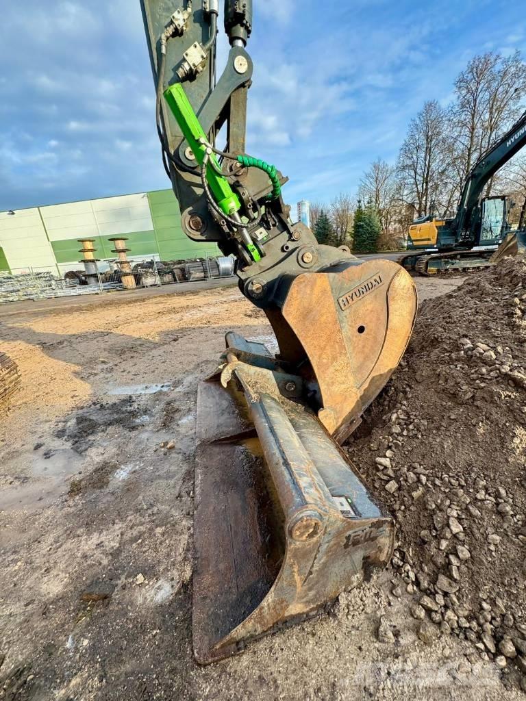 Hyundai HX 220 AL Vikšriniai ekskavatoriai