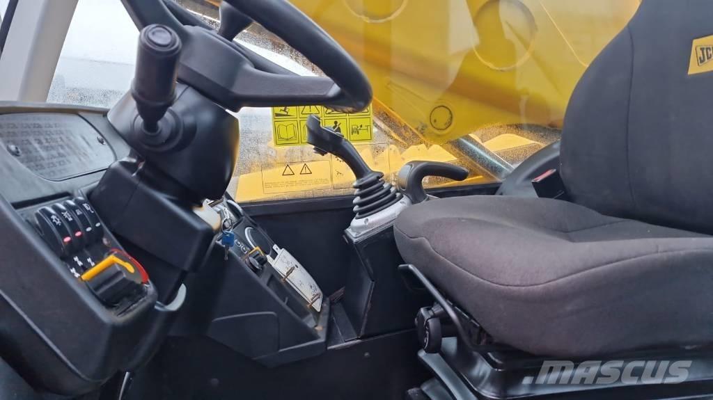 JCB 541-70 Teleskopiniai krautuvai