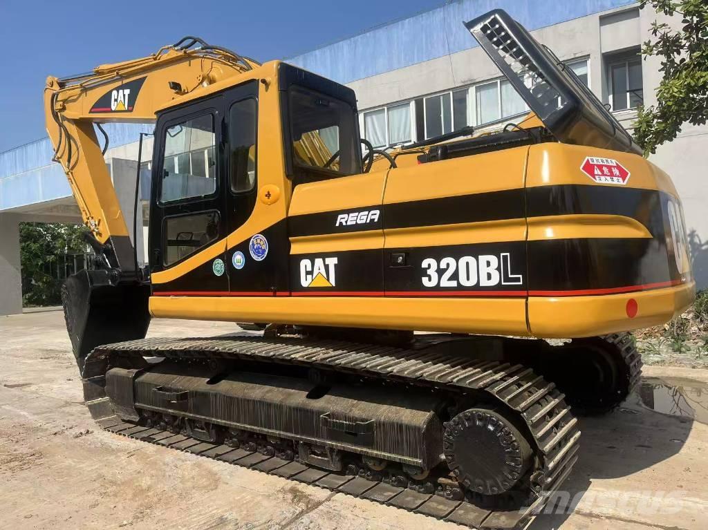 CAT 320 B L Vikšriniai ekskavatoriai