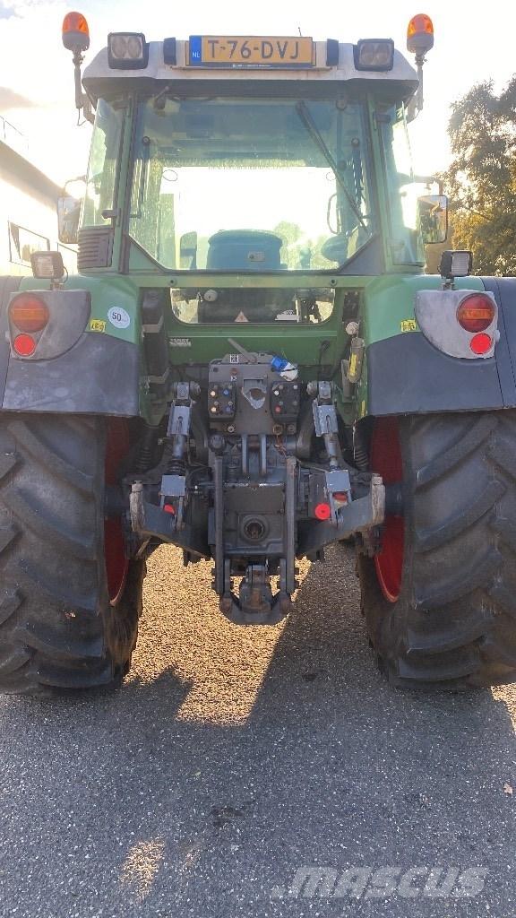 Fendt 415 Vario Traktoriai