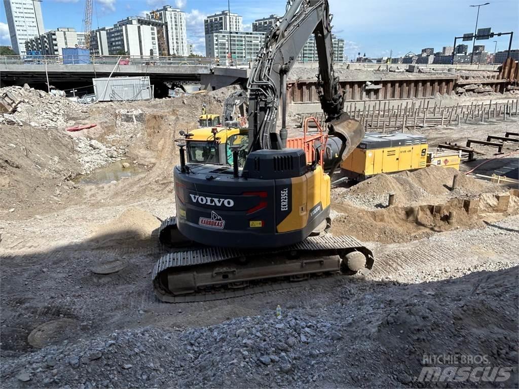 Volvo ECR235EL Vikšriniai ekskavatoriai