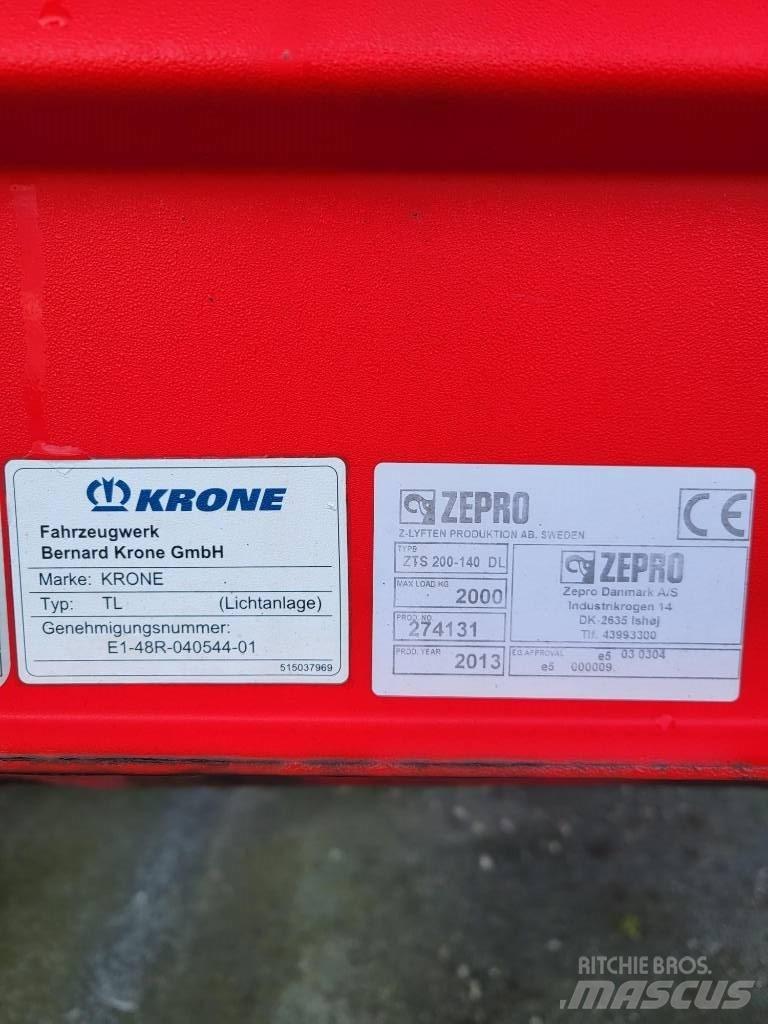 Krone SDP 27 Tentinės puspriekabės