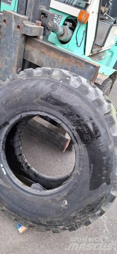 Dunlop 335/80R18 Padangos, ratai ir ratlankiai