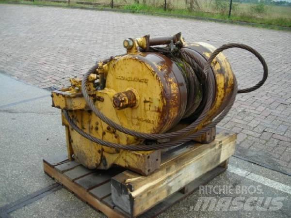 Komatsu D65E WINCH Kiti naudoti statybos komponentai
