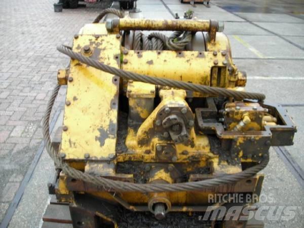 Komatsu D65E WINCH Kiti naudoti statybos komponentai