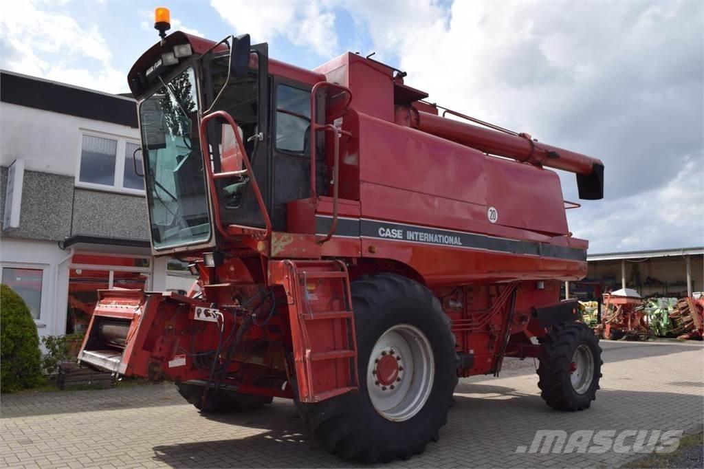 Case IH 1680 Axial Derliaus nuėmimo kombainai