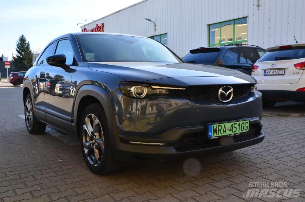 Mazda MX-30 Lengvieji automobiliai