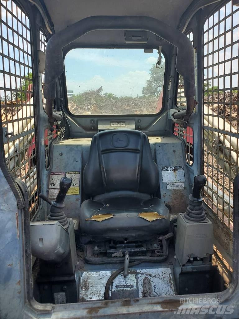 Takeuchi TL150 Krautuvai su šoniniu pasukimu