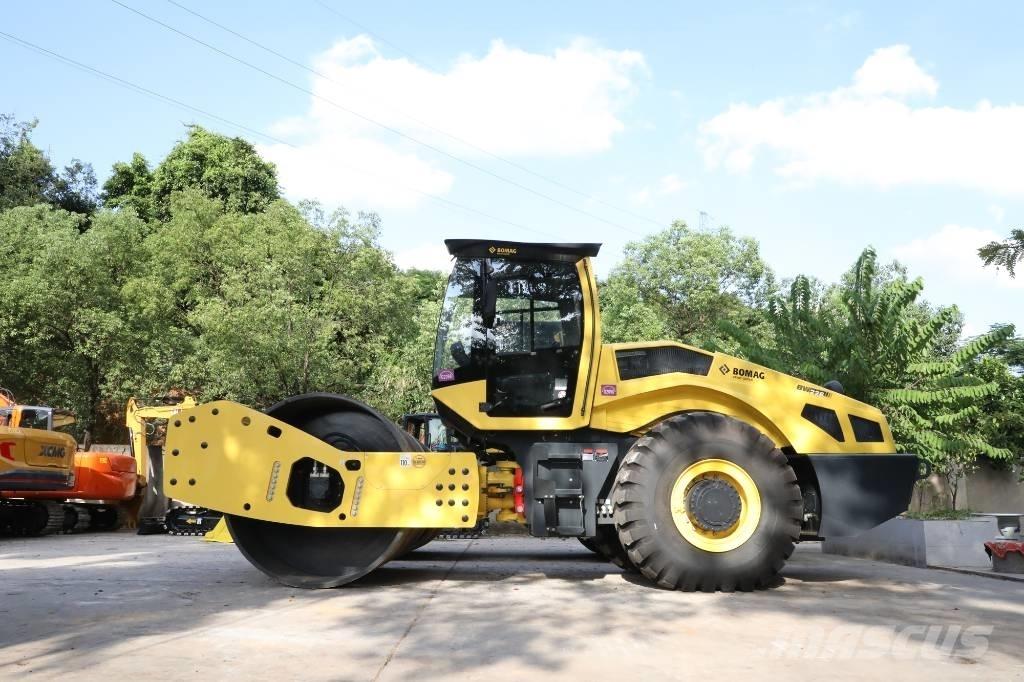 Bomag BW 226 BVC-5 Porinių būgnų volai
