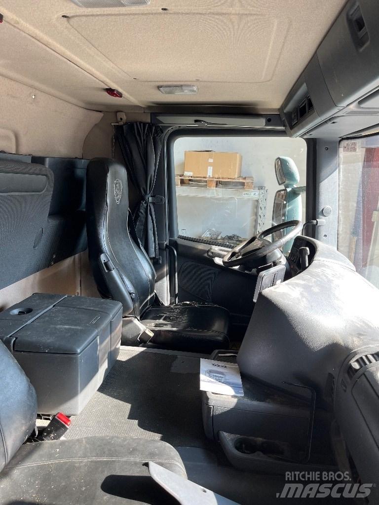 Scania CG16 Kabinos ir salonai