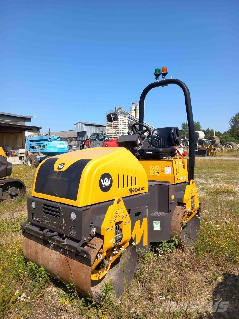 Mecalac TV1200 Plūktuvai