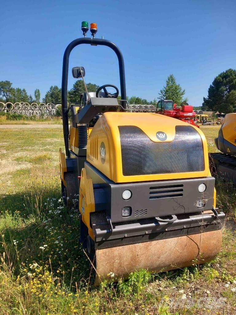 Mecalac TV1200 Plūktuvai