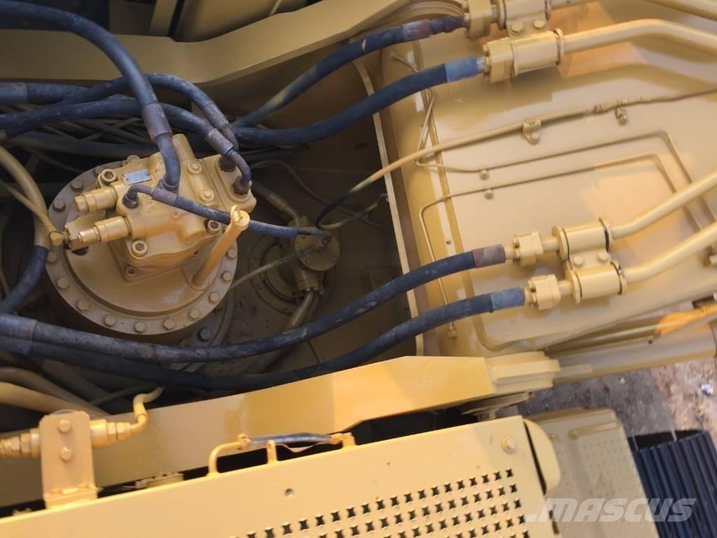 CAT 330 B Vikšriniai ekskavatoriai