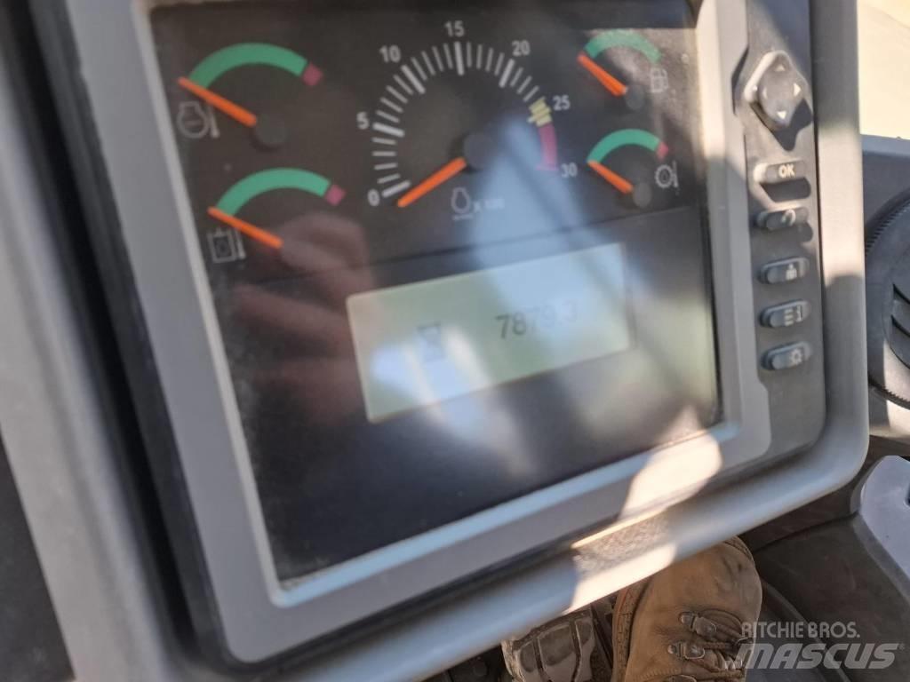 CAT 966K Naudoti ratiniai krautuvai