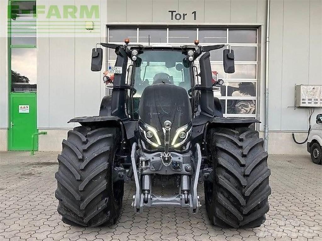 Valtra q305 Traktoriai