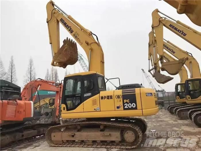 Komatsu PC 200-7 Vikšriniai ekskavatoriai