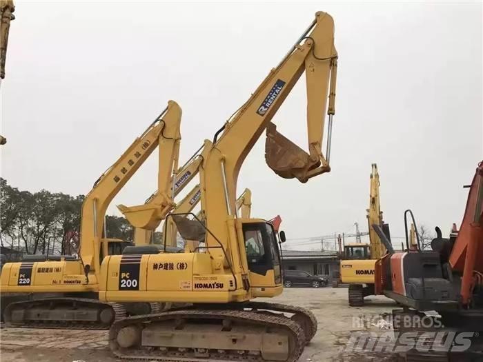 Komatsu PC 200-7 Vikšriniai ekskavatoriai