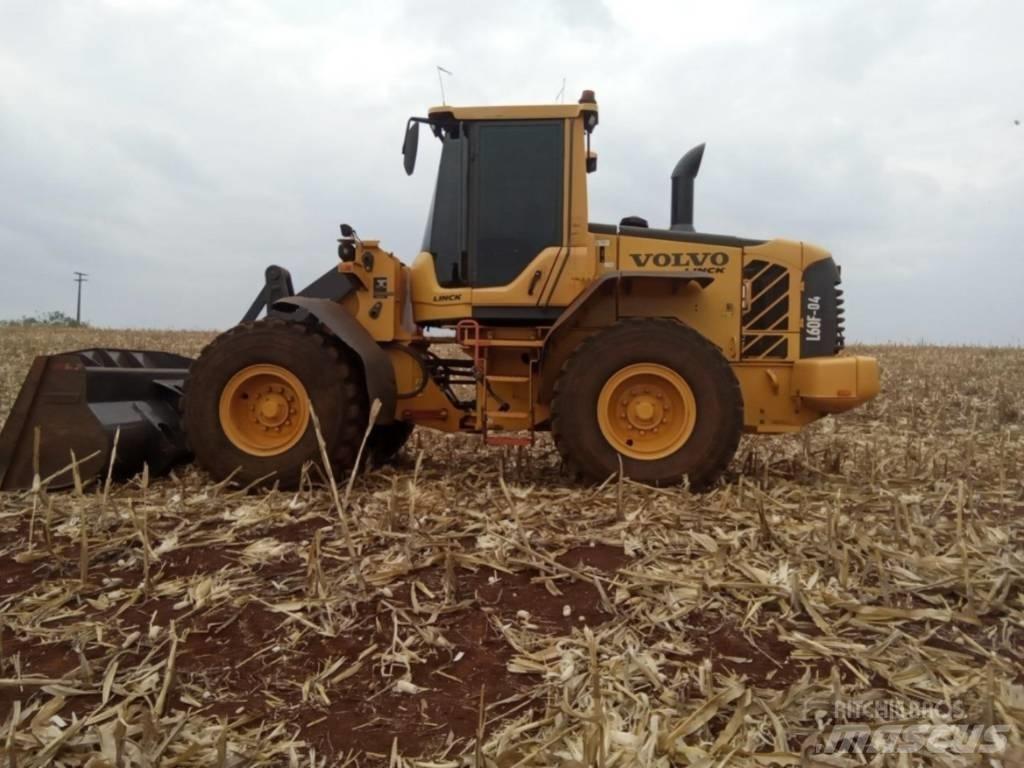 Volvo L60F Naudoti ratiniai krautuvai
