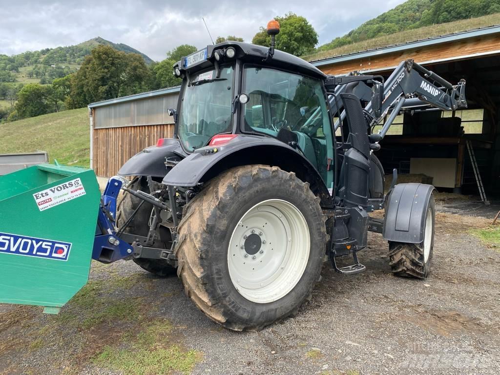 Valtra N134  HiTECH Traktoriai