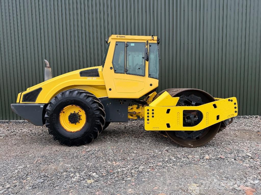 Bomag BW 213 D H-4 Vieno būgno volai