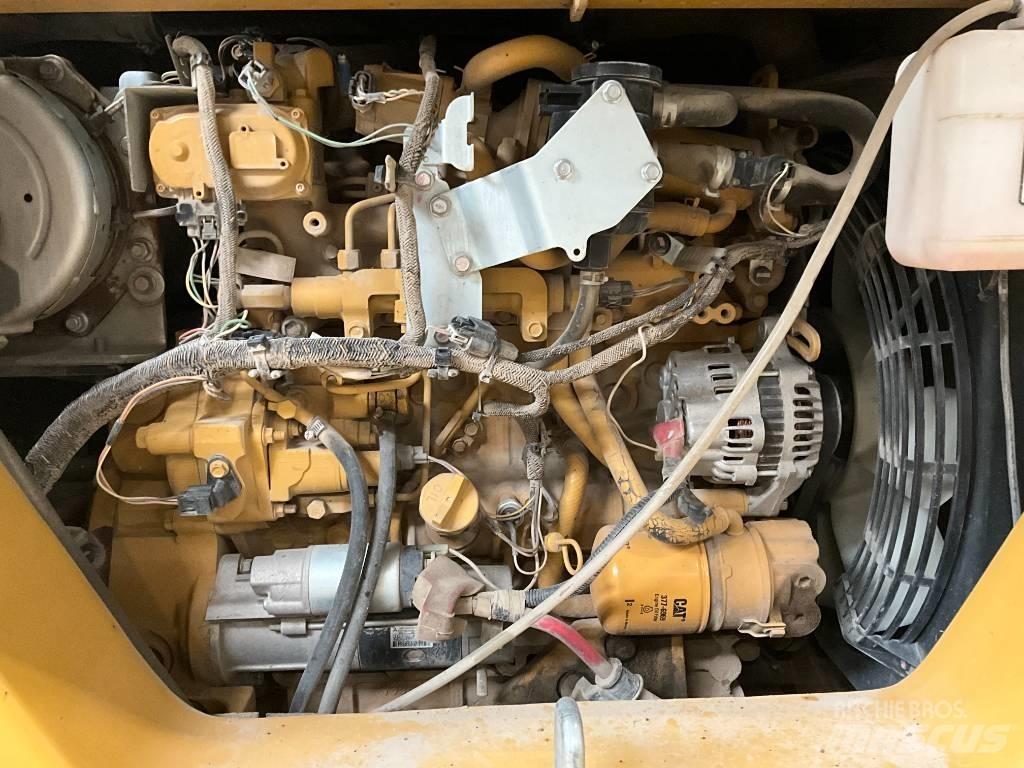 CAT 308 E 2 CR Vidutinės galios ekskavatoriai 7-12 t