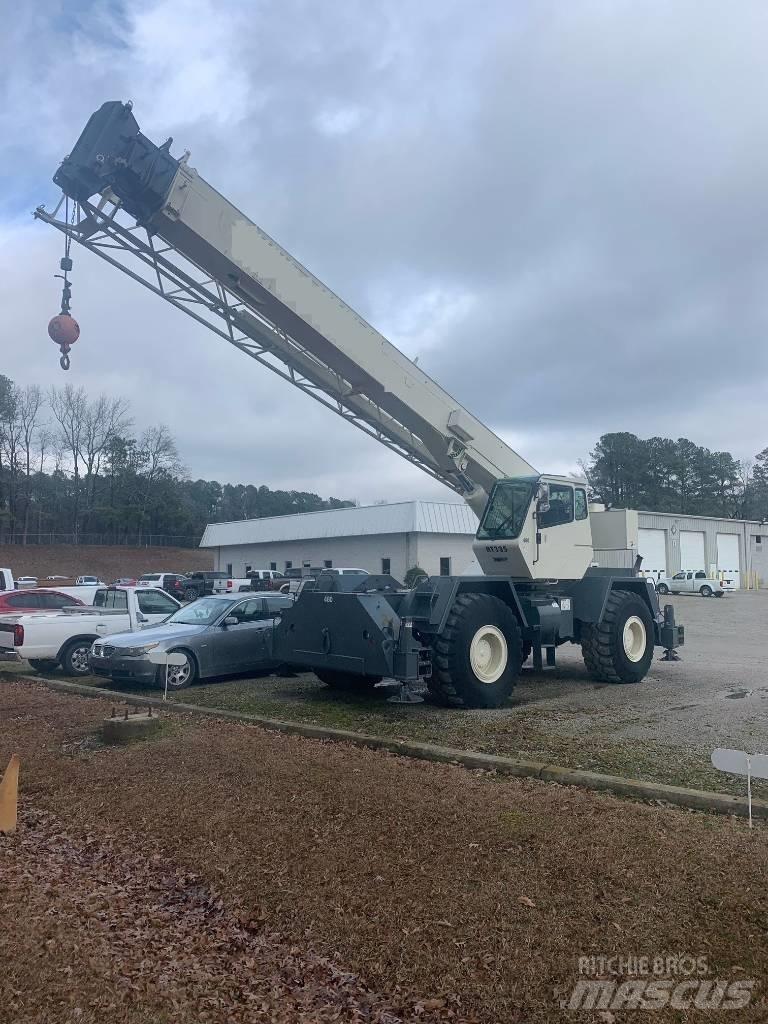 Terex RT 335 Neapdoroto reljefo kranai