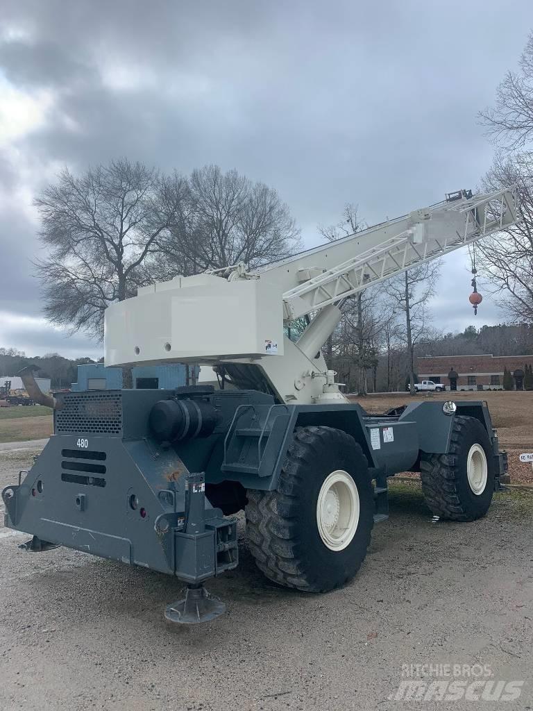 Terex RT 335 Neapdoroto reljefo kranai