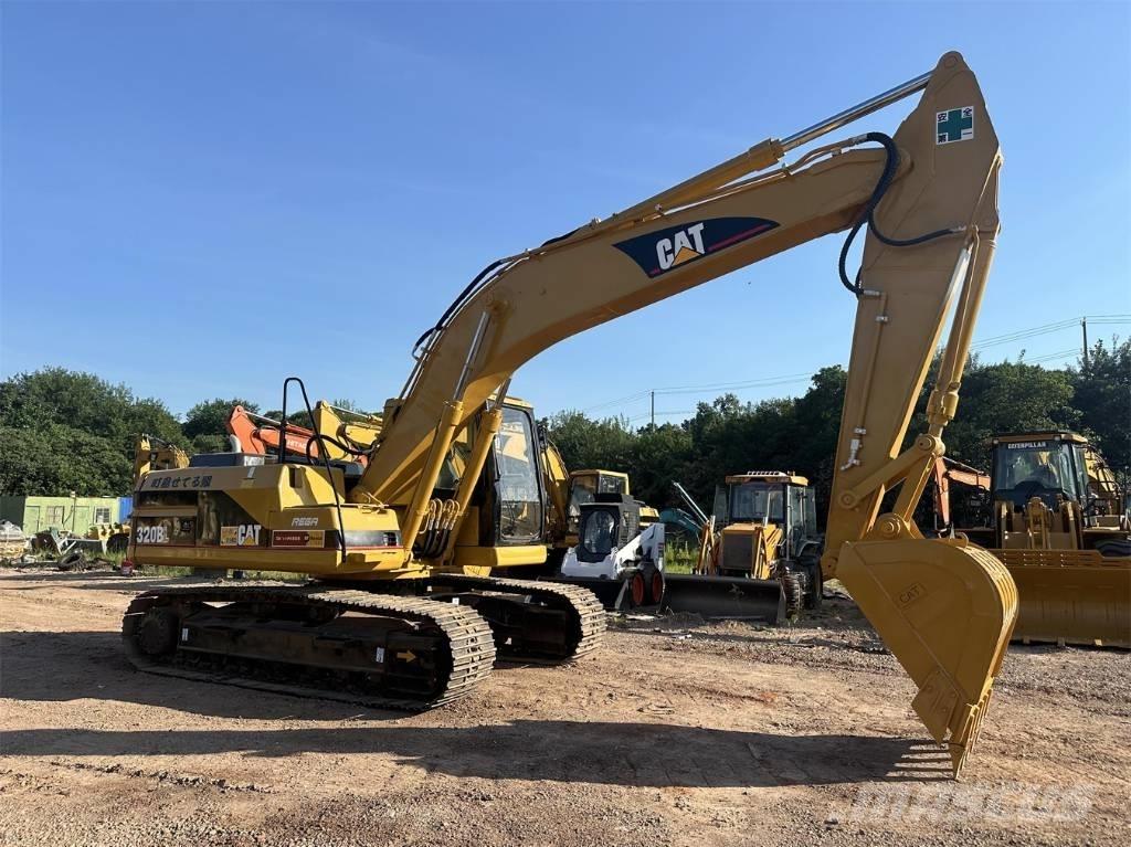 CAT 320BL Vikšriniai ekskavatoriai