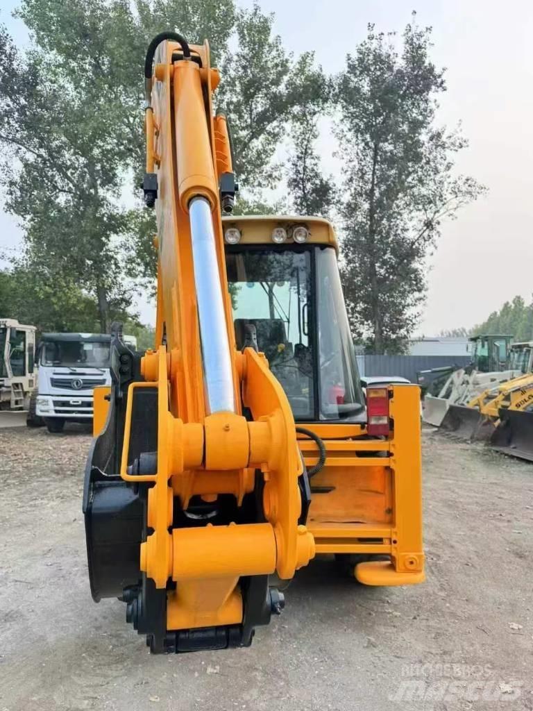 JCB 3 CX Ekskavatoriniai krautuvai