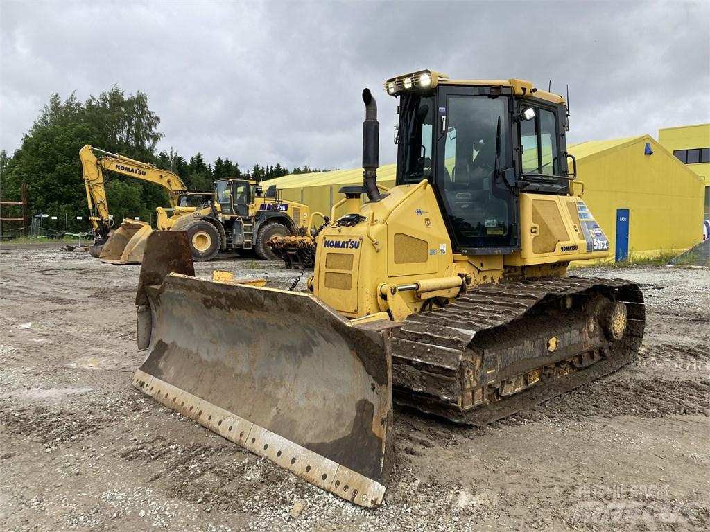 Komatsu DX 51 PX 22 Vikšriniai buldozeriai