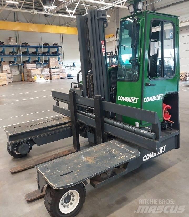 Combilift C 4000 LPG Šakiniai krautuvai su privažiavimu iš visų keturių pusių
