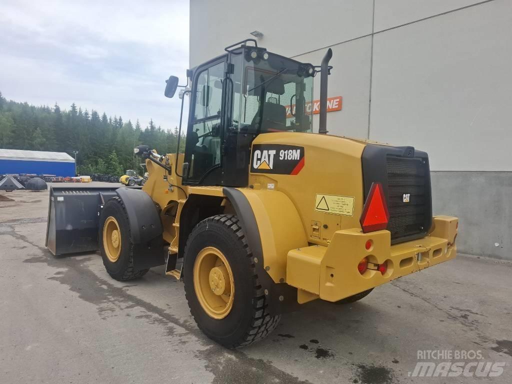 CAT 918 M Naudoti ratiniai krautuvai