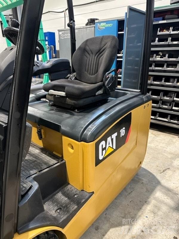 CAT EP 16 CPNT Elektriniai šakiniai krautuvai