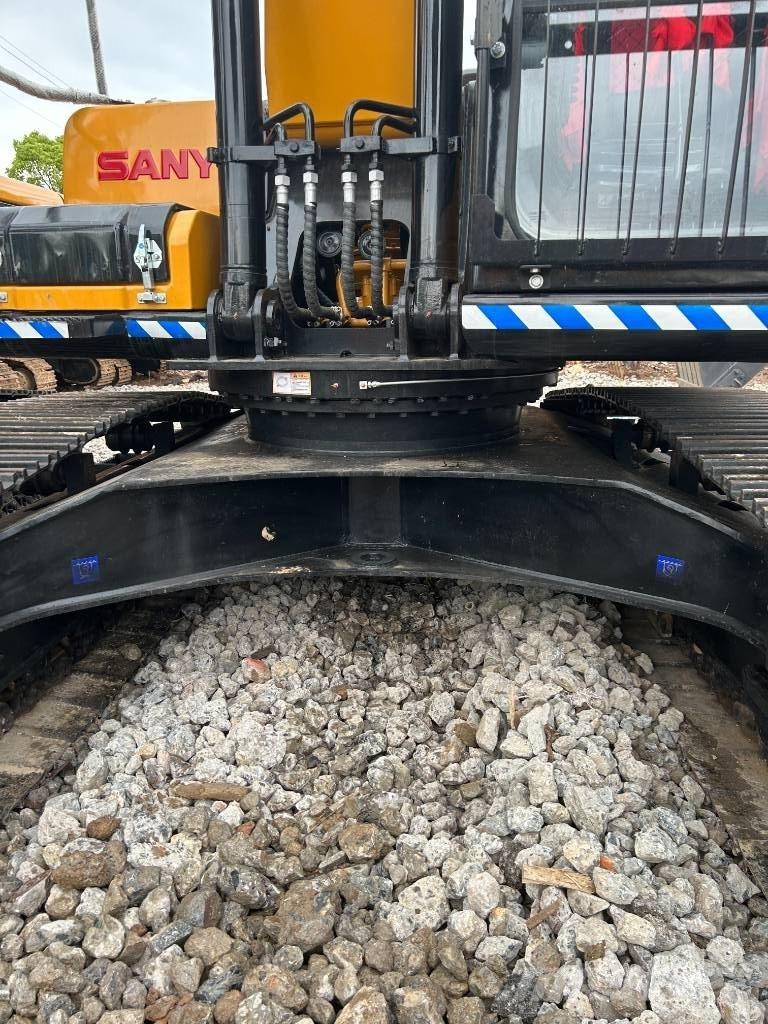 Sany SY 215 C Vikšriniai ekskavatoriai