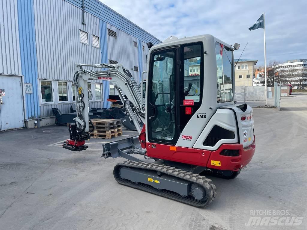 Takeuchi TB 225 Mini ekskavatoriai < 7 t