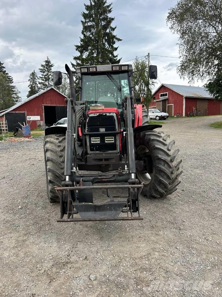 Massey Ferguson 6180 Traktoriai