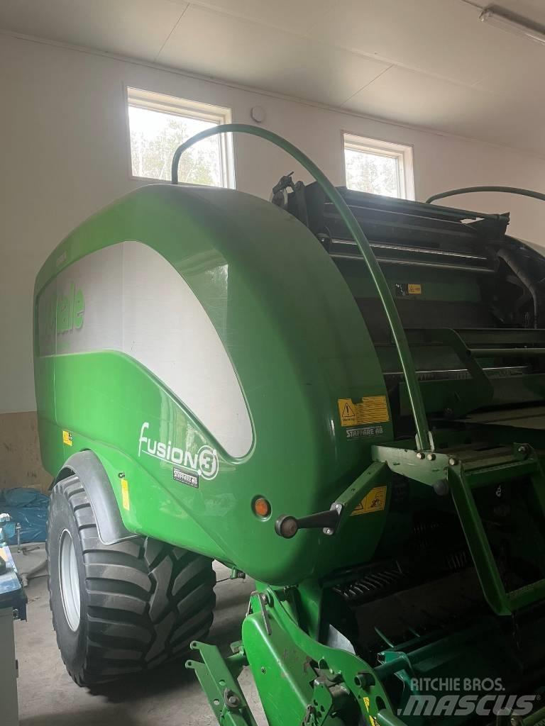 McHale Fusion 3 Ritinių presai