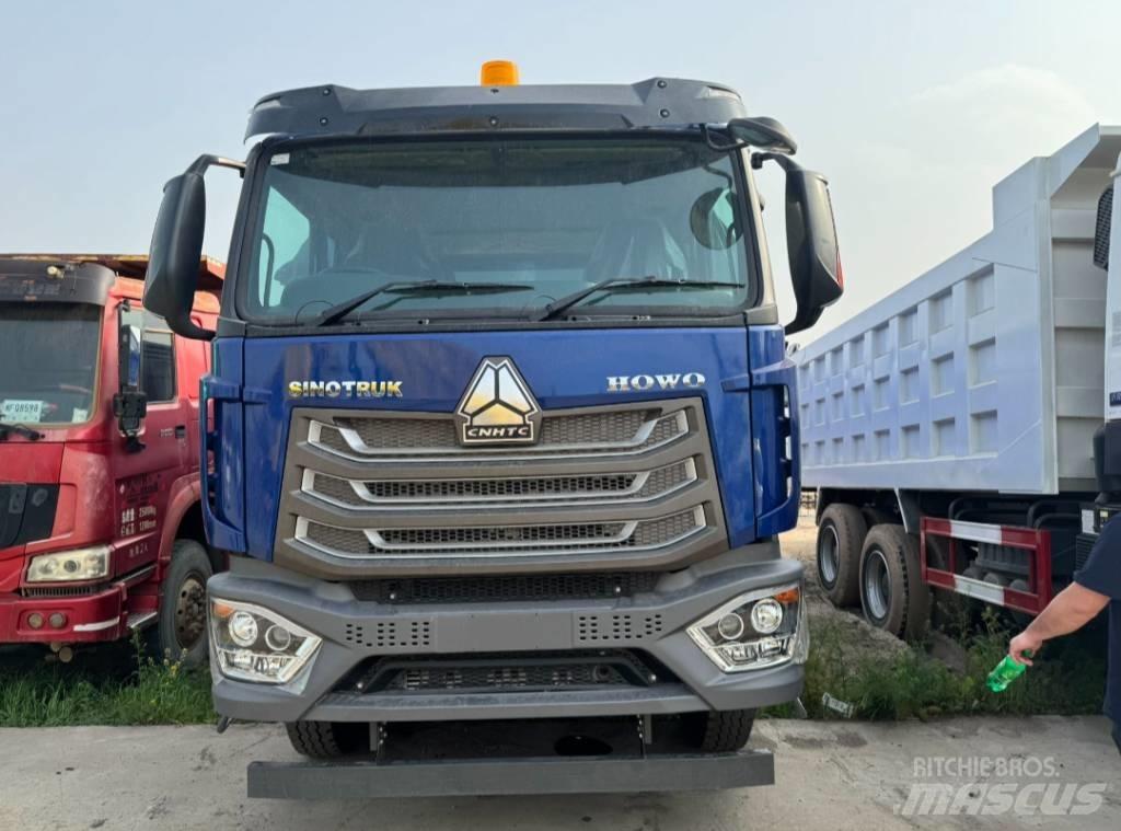 Howo NX Savivarčių priekabų vilkikai