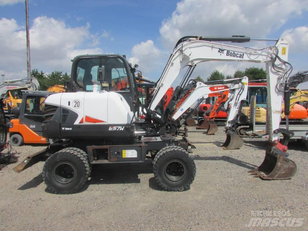 Bobcat E 57 W Ratiniai ekskavatoriai