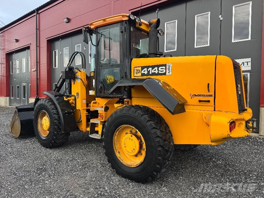 JCB 414 S  4153h 8,9t Naudoti ratiniai krautuvai