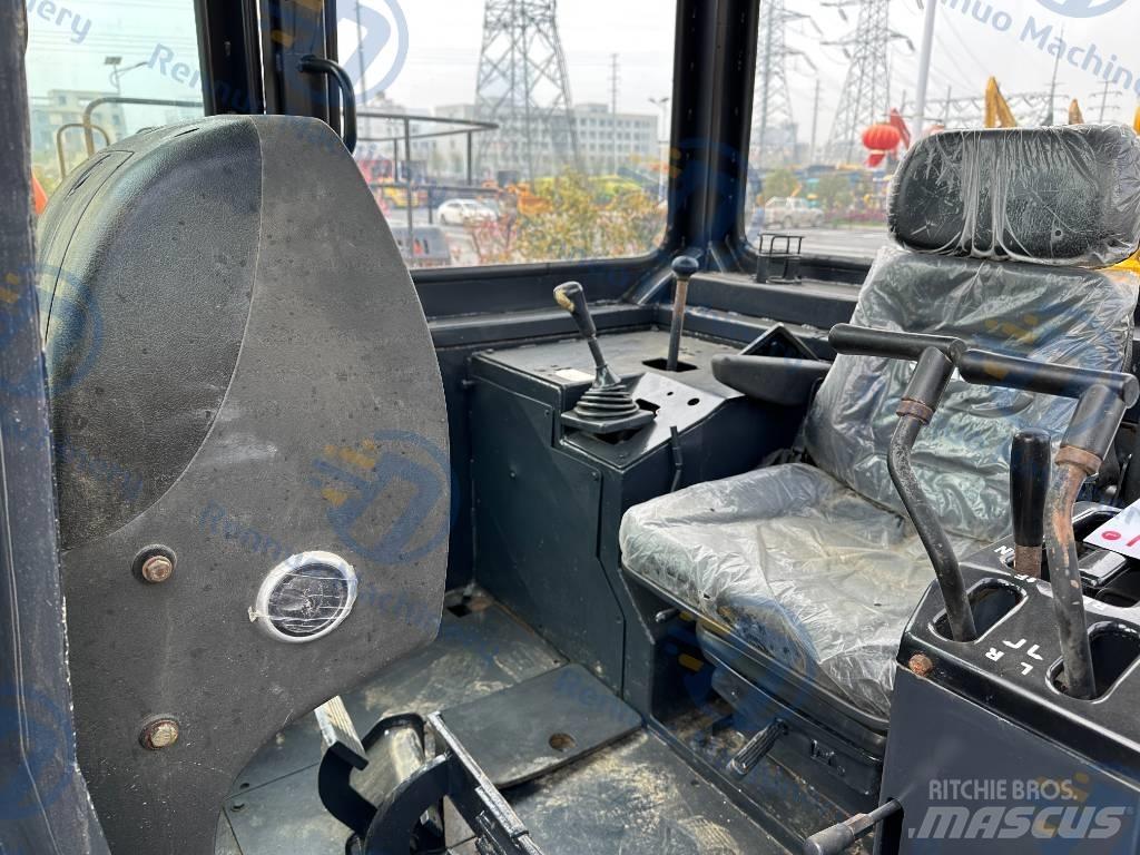 Shantui SD 32 Vikšriniai buldozeriai