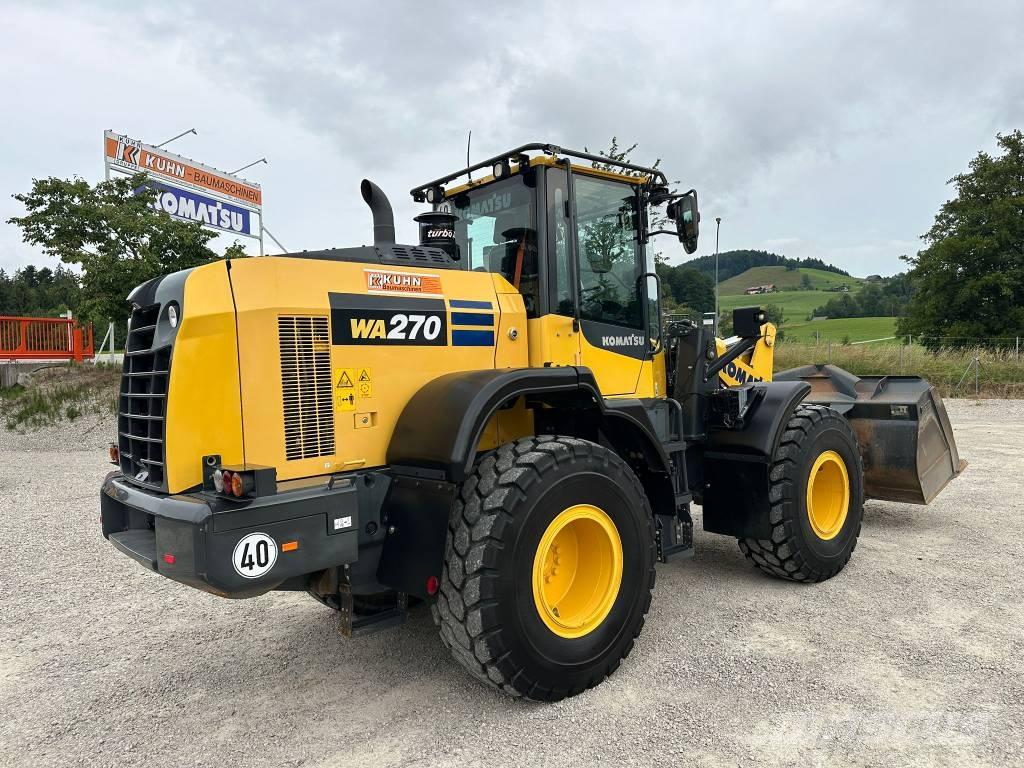 Komatsu WA 270-8 Naudoti ratiniai krautuvai